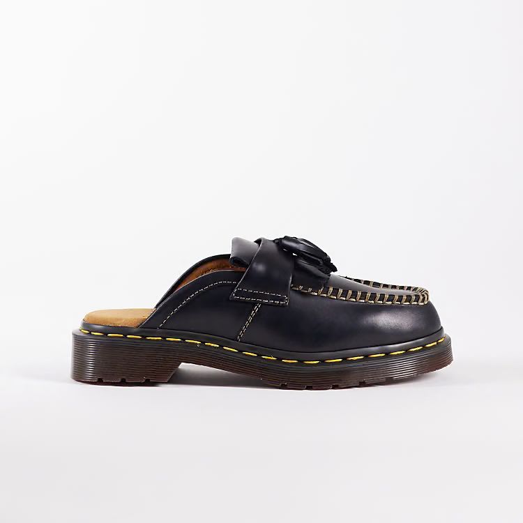 לצפייה במוצר CROCS ECHO CLOG IN OFF WHITE